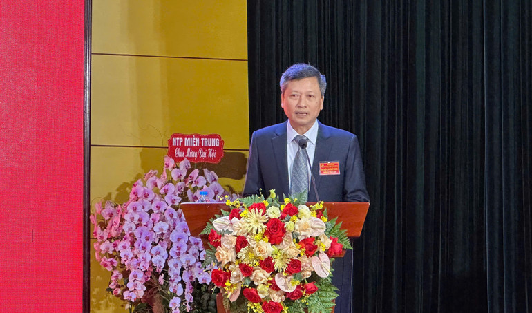 Đồng chí Nguyễn Văn Thức, Bí thư Đảng ủy, Phó Tổng Giám đốc nội chính Công ty Cổ phần Nhựa Thiếu niên Tiền Phong. dc23f6ed78fdcca395ec.jpg