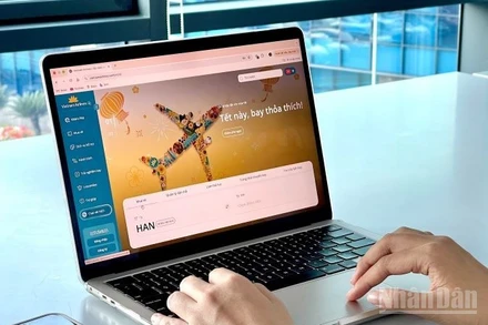 Hãng hàng không Vietnam Airlines đã chính thức ra mắt website thương mại điện tử thế hệ mới: Cửa ngõ số.