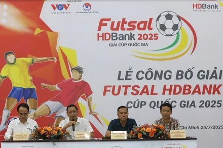 Đại diện Ban tổ chức cung cấp thông tin giải đấu.