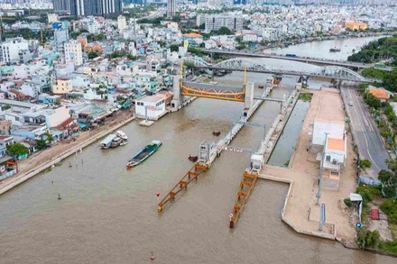 Một trong các cống ngăn triều thuộc Dự án giải quyết ngập do triều khu vực Thành phố Hồ Chí Minh có xét đến yếu tố biến đổi khí hậu (giai đoạn 1)