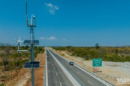 Hệ thống ITS tích hợp hiện đại được triển khai lắp đặt trên tuyến cao tốc bắc-nam.