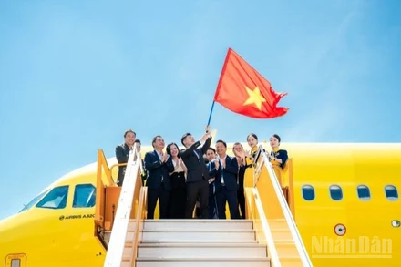Vietravel Airlines chính thức đón tàu bay Airbus A320 thuộc sở hữu của hãng, đánh dấu bước tiếp theo trong hành trình tăng cường năng lực khai thác và phát triển bền vững.