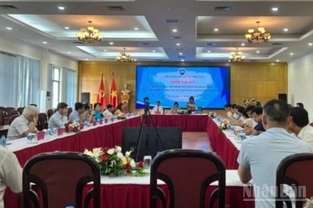 Hội thảo với chủ đề: “Hoàn thiện mô hình tổ chức và hoạt động của Liên minh Hợp tác xã Việt Nam trong tình hình mới”.