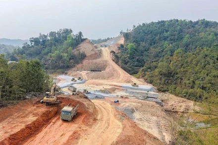 Tuyến cao tốc Đồng Đăng-Trà Lĩnh được kỳ vọng mở ra tương lai mới cho vùng đất quê hương Cách mạng Cao Bằng.