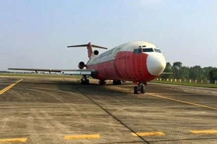 Tàu bay của hãng RKA do gặp sự cố phải đỗ tại Cảng Hàng không quốc tế Nội Bài từ năm 2007 đến nay.