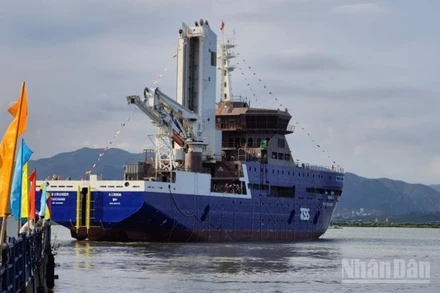 Công ty Đóng tàu Hạ Long hạ thủy thành công tàu dịch vụ điện gió CSOV số 4 cho Công ty TSSM.