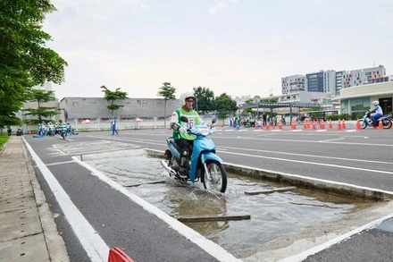Chương trình tập huấn nâng cao an toàn cho lái xe máy công nghệ được tổ chức tại Vĩnh Phúc và Thành phố Hồ Chí Minh.