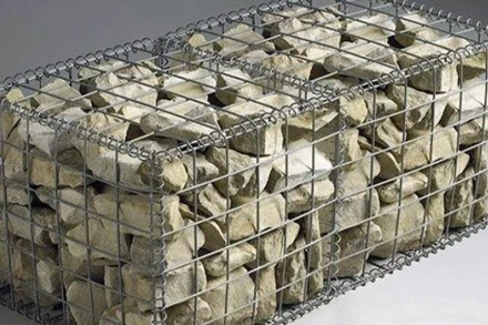 Cục Đường bộ Việt Nam đã yêu cầu xuất cấp 40.00 rọ thép cho các tỉnh miền trung để kịp thời phòng, chống, khắc phục thiên tai do bão số 12 gây ra, bảo đảm giao thông trên các tuyến quốc lộ.