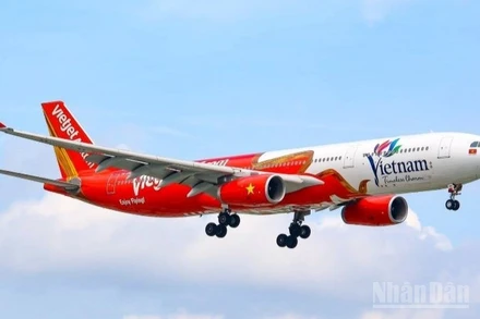 Hãng hàng không Vietjet triển khai nhiều ưu đãi cho khách hàng nhân dịp khai thác trở lại các đường bay đến sân bay Vinh.