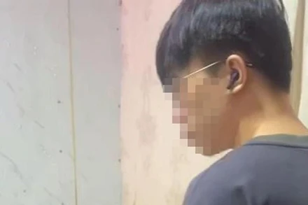 Nạn nhân H. được giải cứu tại một khách sạn tại phường Diên Hồng. (Ảnh: Thuận Thiên)