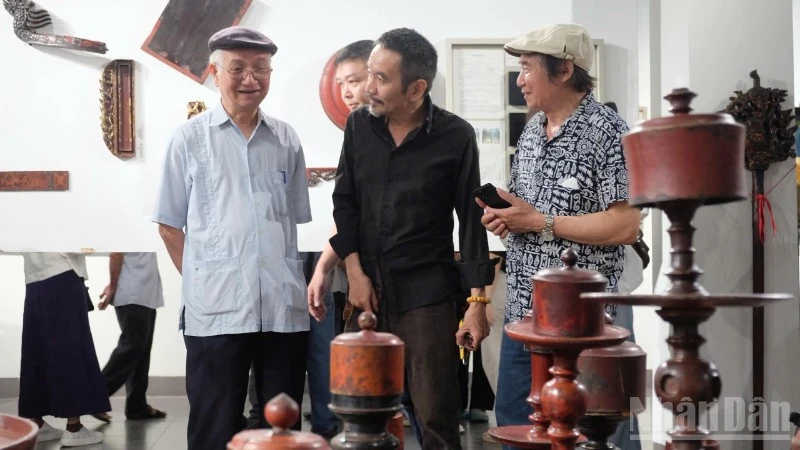 Hà Nội khai mạc chuỗi hoạt động 'Chạm nghề phố cổ' kỷ niệm 51 năm Giải phóng miền Nam