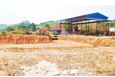 Vướng mắc về pháp lý được tháo gỡ, Dự án Khu du lịch sinh thái-văn hóa Đá Thiên tiếp tục được triển khai xây dựng.