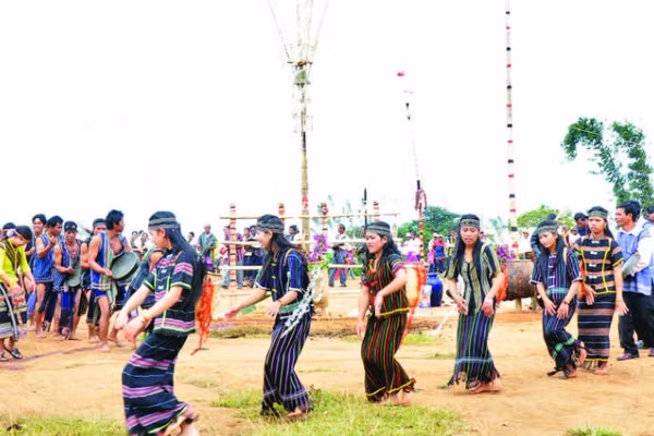 Ngày hội trên cao nguyên Di Linh.