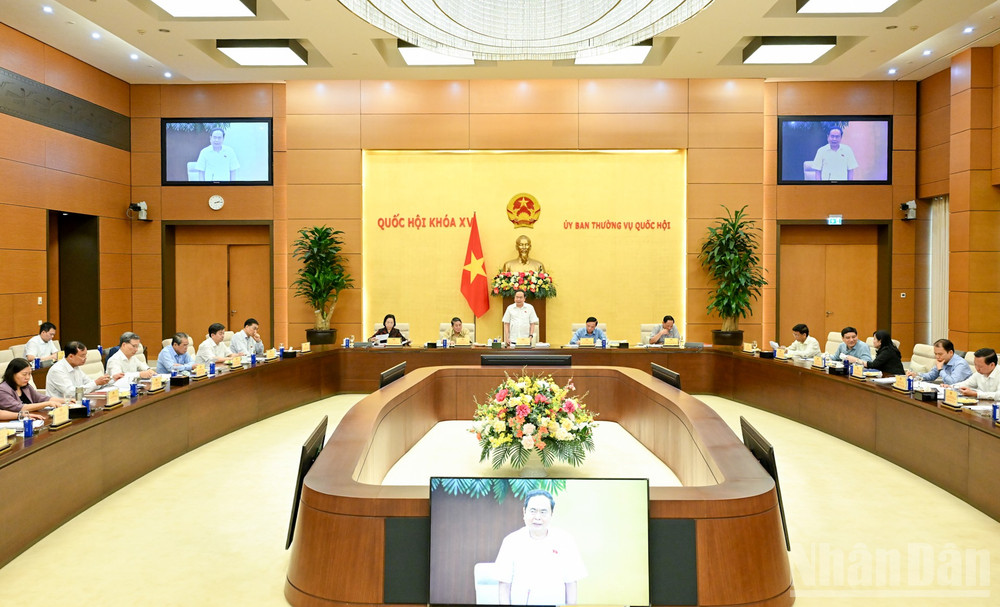 Quang cảnh cuộc họp tại Nhà Quốc hội. ndo_br_1-1713.jpg