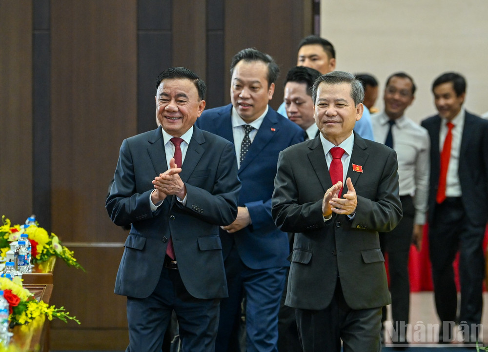 Thường trực Ban Bí thư Trần Cẩm Tú và các đại biểu dự Đại hội . ndo_br_1-2414.jpg