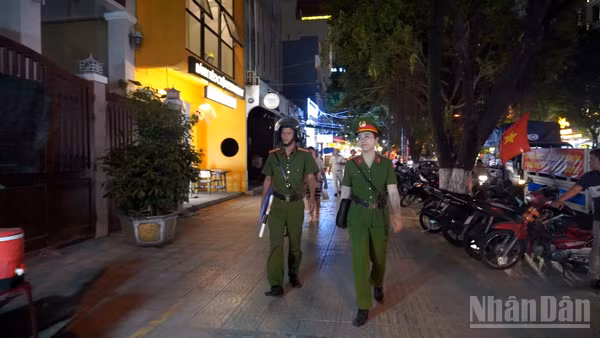 Diện mạo vỉa hè trên địa bàn các tuyến phố du lịch như Hồ Nghinh, Phạm Văn Đồng, Võ Nguyên Giáp thay đổi rõ nét, không gian vỉa hè được gìn giữ, mỹ quan đô thị được bảo đảm.