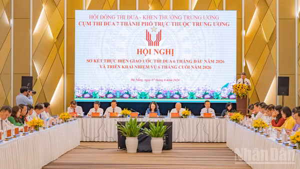 Hội nghị sơ kết thực hiện giao ước thi đua 6 tháng đầu năm và phương hướng, nhiệm vụ 6 tháng cuối năm 2026.