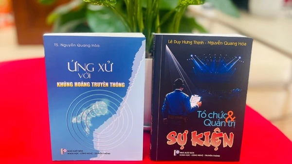Hai cuốn sách mang đến nền tảng kiến thức bổ ích trong lĩnh vực quan hệ công chúng, xử lý khủng hoảng truyền thông và tổ chức sự kiện.