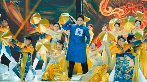 Chương trình "Cuộc hẹn với tháng Ba" được dàn dựng với nhiều yếu tố sáng tạo và bất ngờ. (Ảnh: VTV)