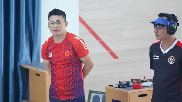 Xạ thủ Hà Minh Thành cùng các đồng đội mang về thêm thành tích cho bắn súng Việt Nam. 