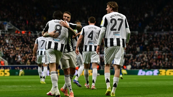 Các cầu thủ Newcastle United ăn mừng bàn thắng. (Ảnh: Newcastle United)