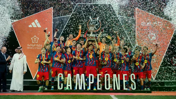 Barcelona đăng quang vô địch Siêu cúp Tây Ban Nha. (Ảnh: Barca FC)