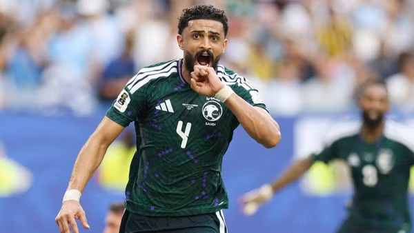 Alamri ăn mừng bàn thắng mở tỷ số dẫn trước của Saudi Arabia. (Ảnh: FIFA)