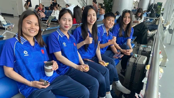Đội tuyển nữ Việt Nam lên đường sang Thái Lan tham dự SEA Games 33. (Ảnh: VFF)