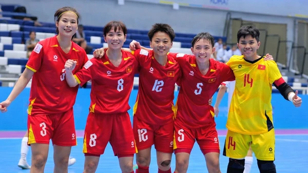 Các nữ tuyển thủ futsal Việt Nam ăn mừng chiến thắng. (Ảnh: Thailand futsal)