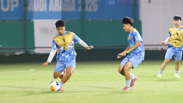 U17 Việt Nam chia đội để đấu tập. (Ảnh: VFF)