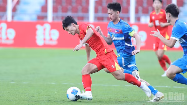 U22 Việt Nam sẽ chạm trái U22 Thái Lan trong trận chung kết diễn ra lúc 19 giờ 30 phút.