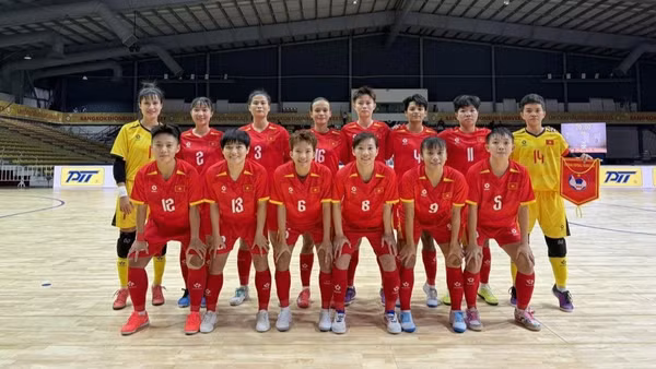 Các thành viên đội tuyển futsal nữ Việt Nam. (Ảnh: VFF)