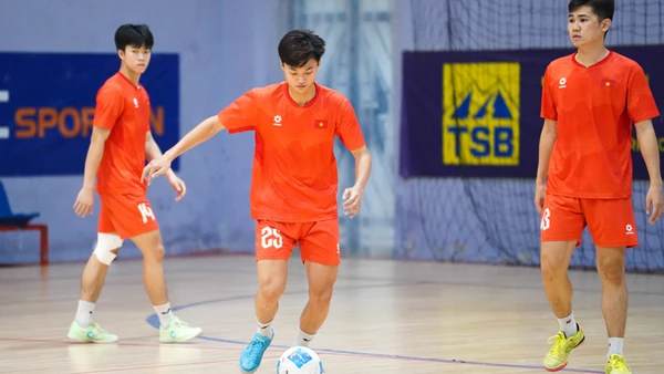 Tấm Huy chương Vàng SEA Games vẫn còn ở phía trước, chờ futsal Việt Nam chinh phục. (Ảnh: VFF)
