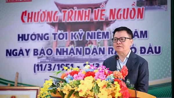 Đồng chí Lê Quốc Minh, Ủy viên Trung ương Đảng, Tổng Biên tập Báo Nhân Dân, Phó Trưởng Ban Tuyên giáo và Dân vận Trung ương, Chủ tịch Hội Nhà báo Việt Nam phát biểu tại chương trình.