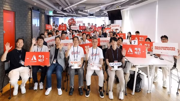 Buổi khởi động của chương trình L-Camp Program tại Seoul, Hàn Quốc.