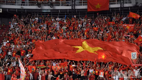 Lội ngược dòng trước đội chủ nhà, U22 Việt Nam giành Huy chương Vàng đầy cảm xúc