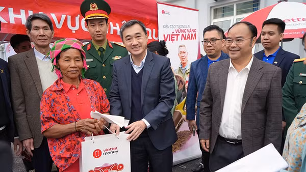 Hành trình Chuyển động số đi qua nhiều tỉnh, thành phố, góp phần thu hẹp khoảng cách vùng, miền.