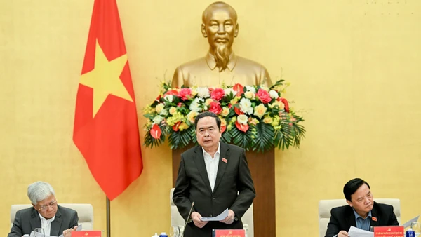 Bí thư Đảng ủy Quốc hội, Chủ tịch Quốc hội Trần Thanh Mẫn phát biểu tại cuộc họp. (Ảnh: DUY LINH)