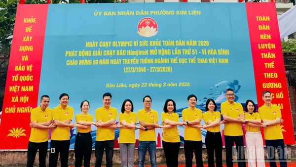 [Ảnh] 126 xã, phường của Thủ đô Hà Nội cùng hưởng ứng Ngày chạy Olympic 2026