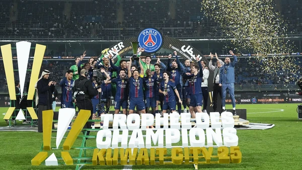 Paris Saint-Germain đăng quang Siêu cúp Pháp.