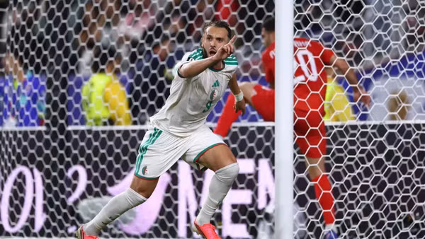 Algeria vẫn còn cơ hội đi tiếp tại bảng J. (Ảnh: FIFA)