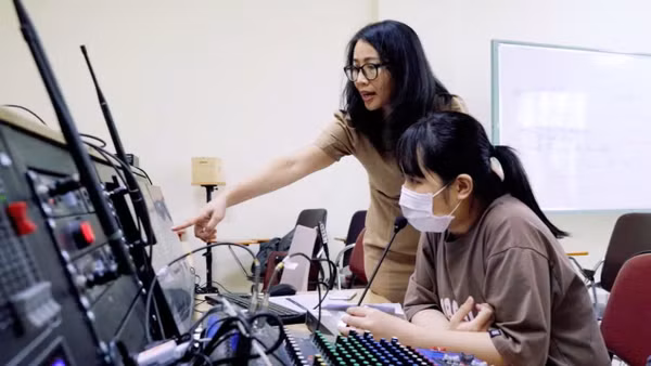 Đào tạo nhân lực báo chí: Chuyển đổi để thích ứng với bối cảnh hiện đại