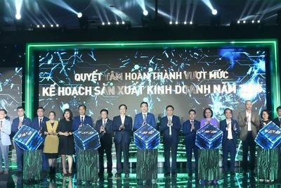 Tập thể lãnh đạo PV GAS quyết tâm hoàn thành vượt mức kế hoạch sản xuất, kinh doanh.