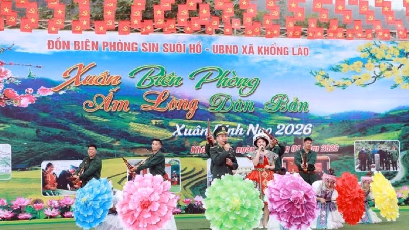 Xuân biên phòng ấm lòng dân bản năm 2026 do Đồn Biên phòng Sin Suối Hồ phối hợp Ủy ban nhân dân xã Khổng Lào (Lai Châu) tổ chức.