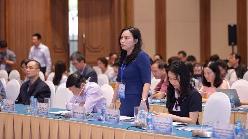 Một hội nghị của Cục Sở hữu trí tuệ (Bộ Khoa học và Công nghệ) trao đổi về công tác thanh tra xử lý vi phạm bản quyền về sở hữu công nghiệp.