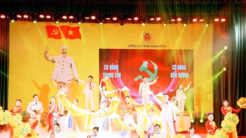 Quang cảnh vòng thi chung khảo.