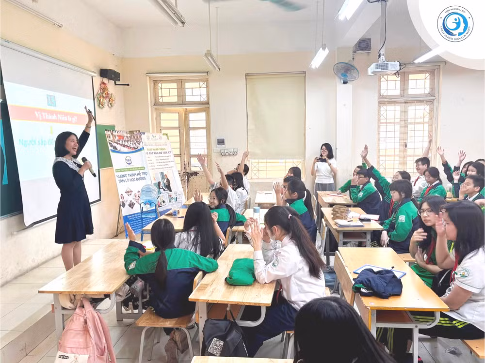 Một buổi tư vấn tâm lý cho học sinh tại Hà Nội.