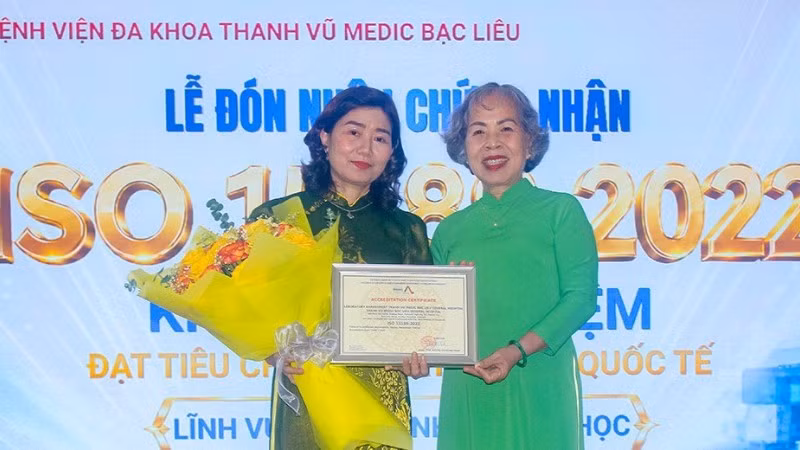 Bệnh viện Đa khoa Thanh Vũ Medic Bạc Liêu đạt chứng nhận tiêu chuẩn quốc tế về chất lượng phòng xét nghiệm y khoa. (Ảnh: TRỌNG DUY)