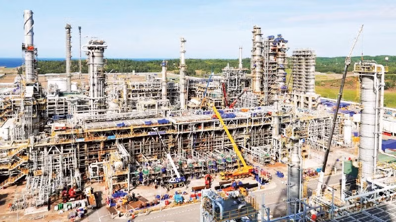 Toàn cảnh Nhà máy Nhiên liệu sinh học Dung Quất.