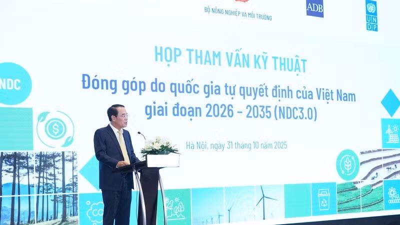 Ông Tăng Thế Cường, Cục trưởng Cục Biến đổi khí hậu, Bộ Nông nghiệp và Môi trường phát biểu tại sự kiện. (Ảnh: GIZ)
